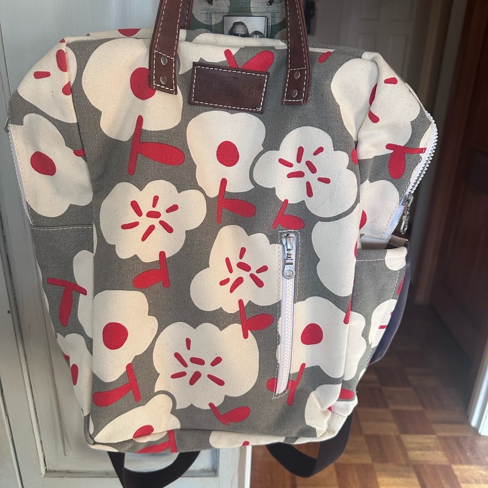 Maika Commuter Tote/Backpack in Sierra Pattern